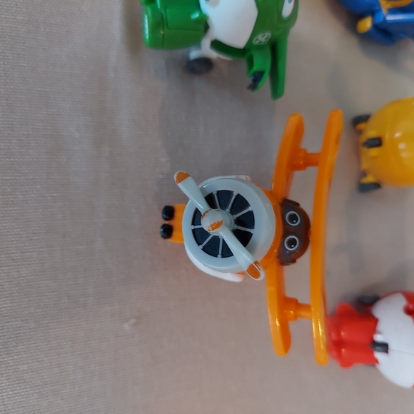 Super Wings mini's set of 7 interacting toys - Picture 8 of 8